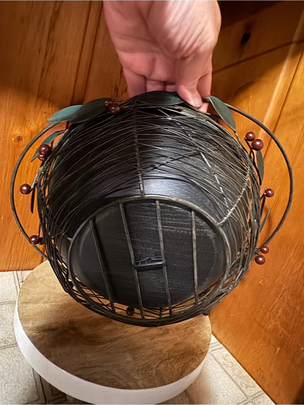 Decorative Handled Metal Basket/bowl with Leaf Accents - Dark Green/Black/red